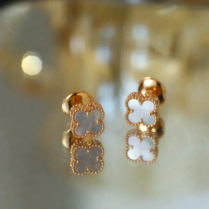 [Rose Jewelrys]CLOVER MINI 9.5MM WHITE MOP EARRINGS