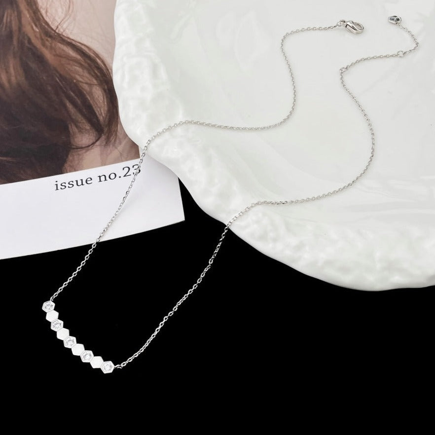 [Rose Jewelrys]BEE MY LOVE DIAMOND NECKLACE