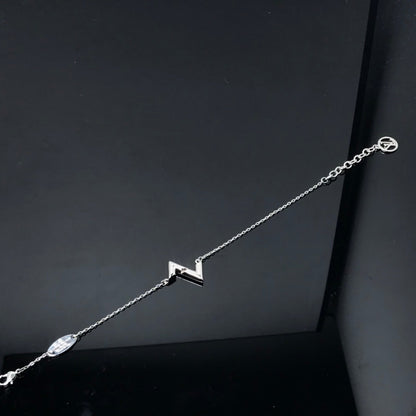 []VOLT LV LOGO BRACELET