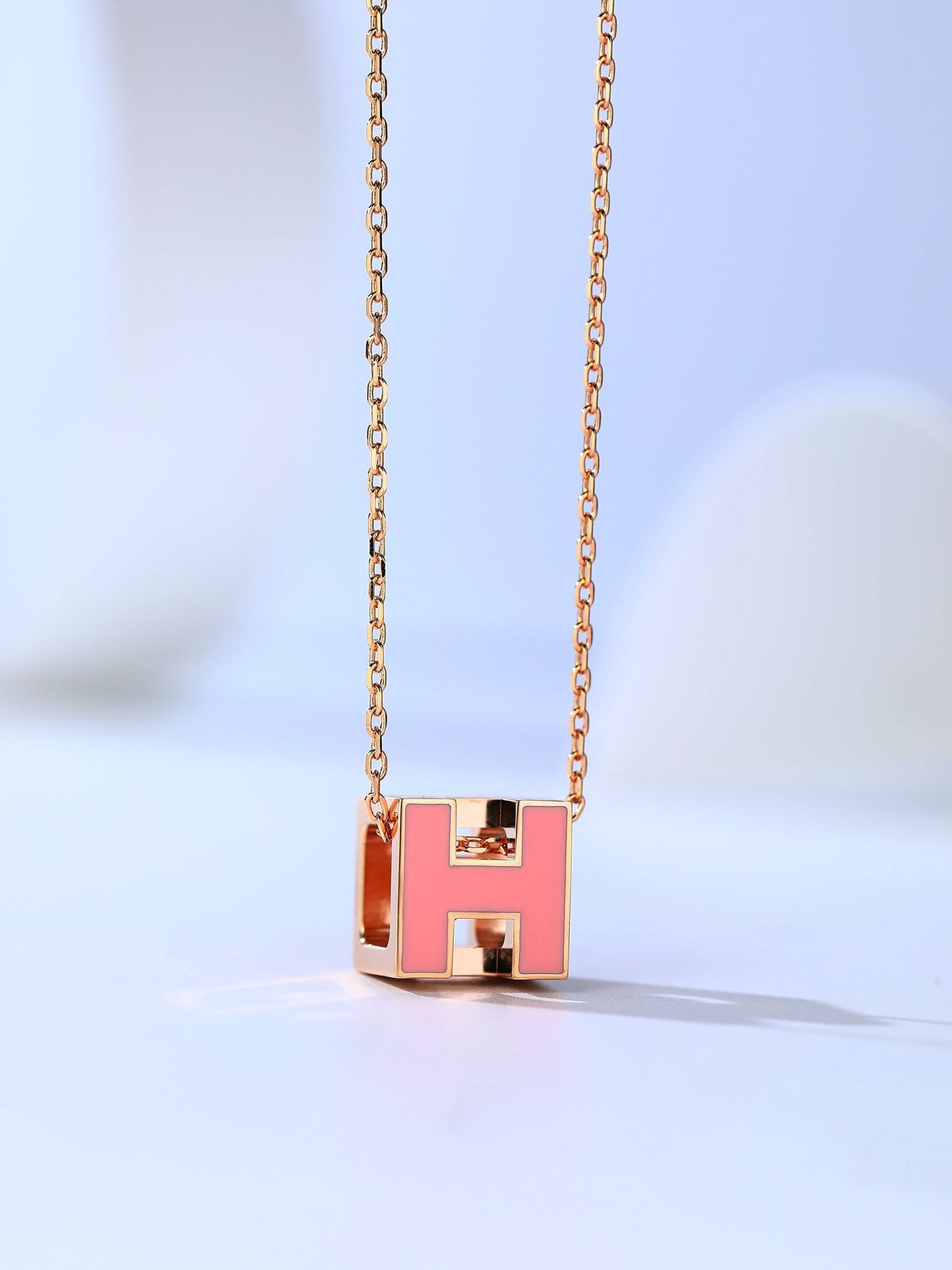 [Rose Jewelrys]H CAGE PINK GOLD NECKLACE
