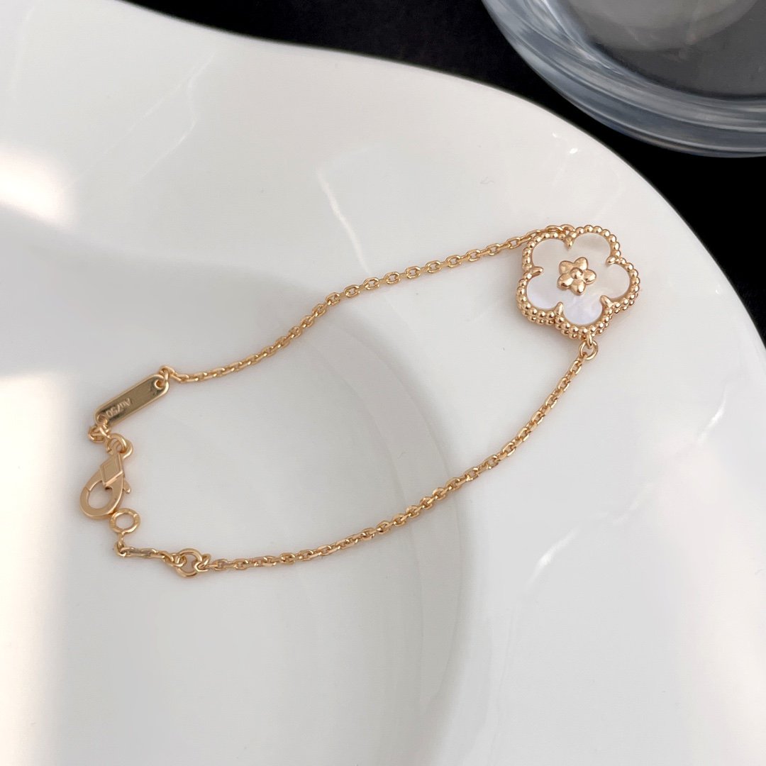 [Rose Jewelrys]LUCKY SPRING ROSE GOLD MOP BRACELET