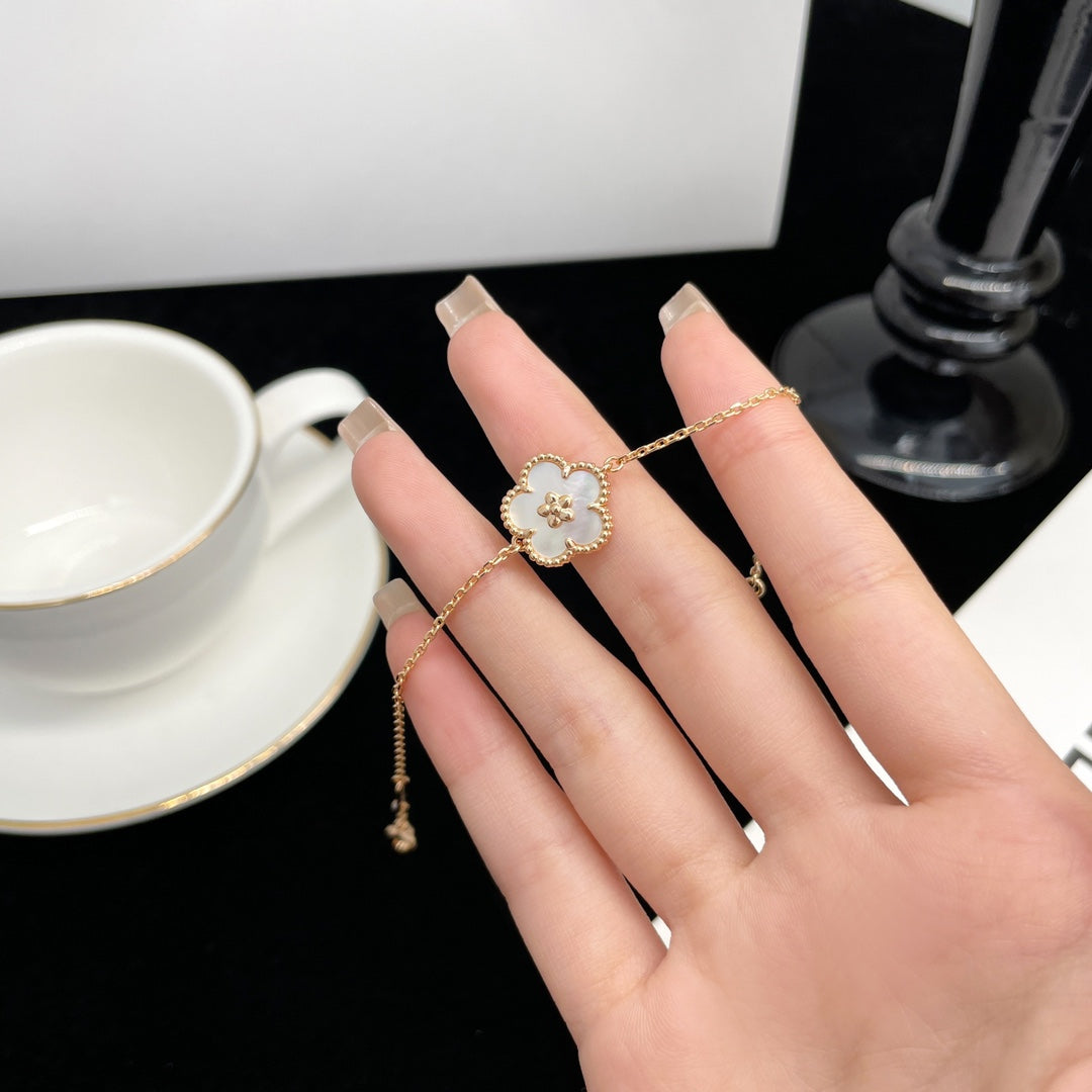 [Rose Jewelrys]LUCKY SPRING ROSE GOLD MOP BRACELET