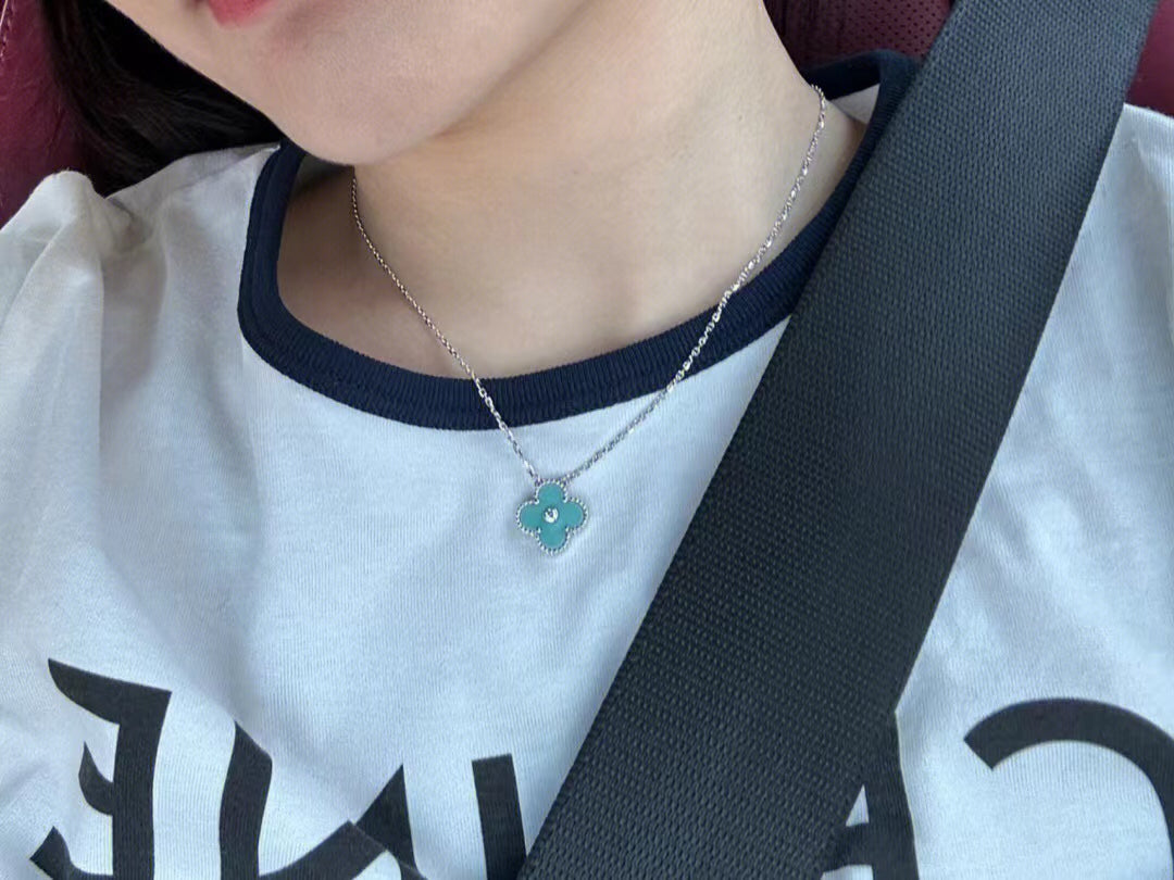 [Rose Jewelrys]CLOVER 1 DIAMOND LIGHT BLUE SILVER NECKLACE
