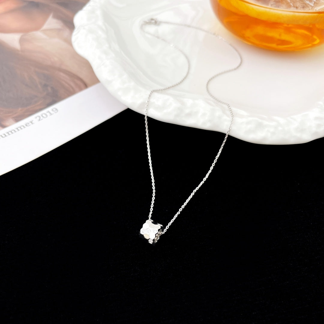 [Rose Jewelrys]BEE MINI PEDANT DIAMOND NECKLACE