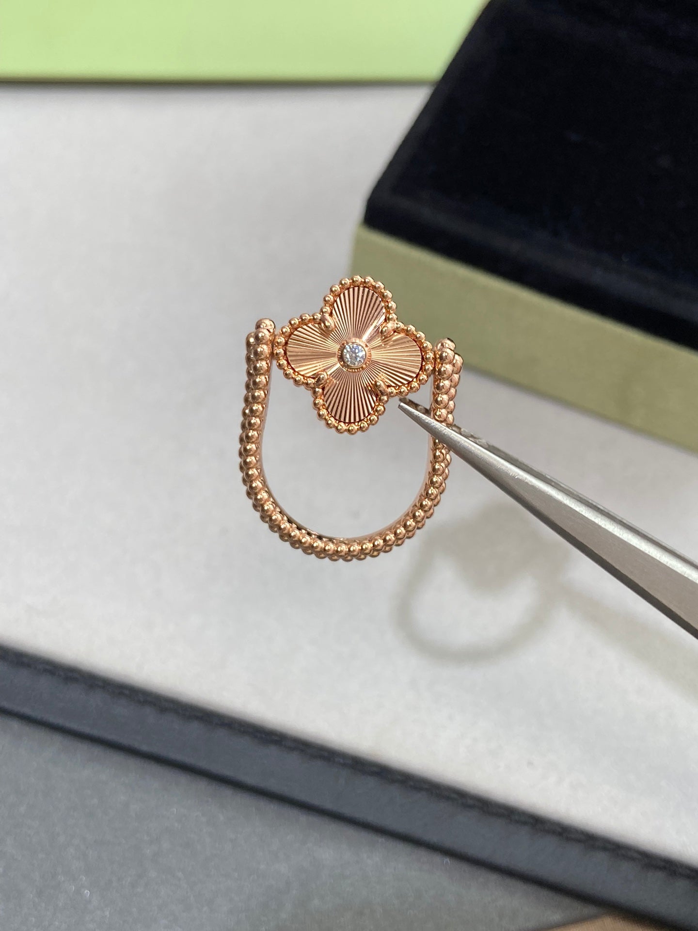 [Rose Jewelrys]CLOVER RIVERSIBLE ROSE GOLD RING