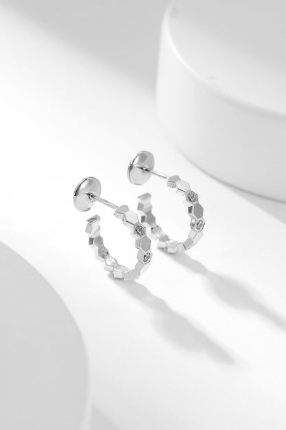 []BEE LOVE DIAMOND HOOP EARRINGS