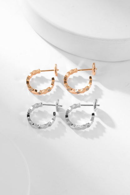 []BEE LOVE DIAMOND HOOP EARRINGS