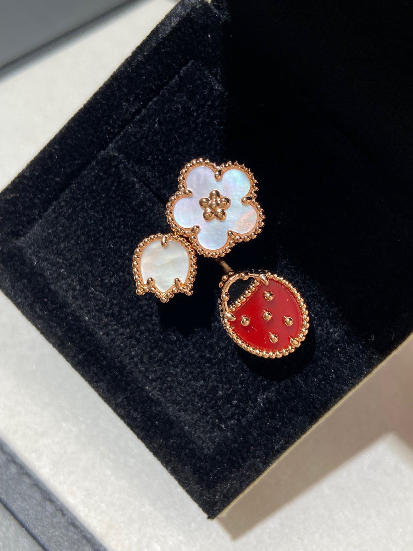 [Rose Jewelrys]LUCKY 3 MOTIF ROSE GOLD RING
