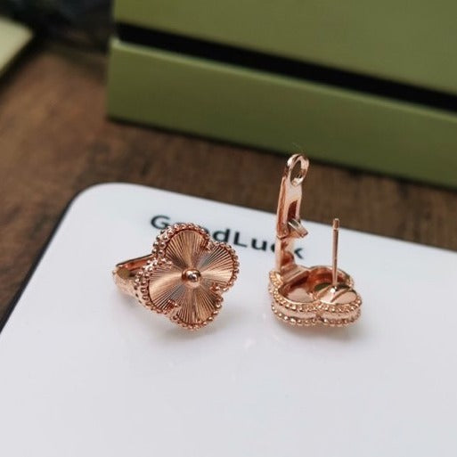 [🌹Rose💎]CLOVER MEDIUM STUD EARRINGS