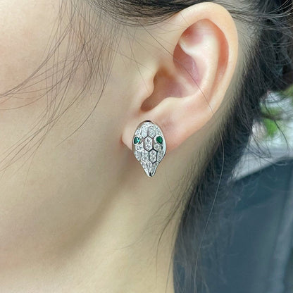 []SERPENT DIAMOND STUD EARRINGS