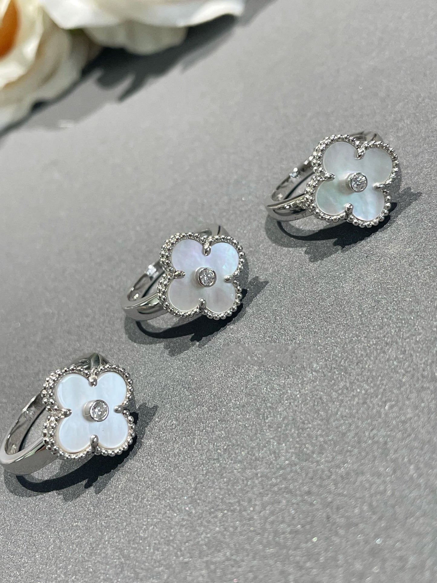 [Rose Jewelrys]CLOVER SILVER MOP DIAMOND RING