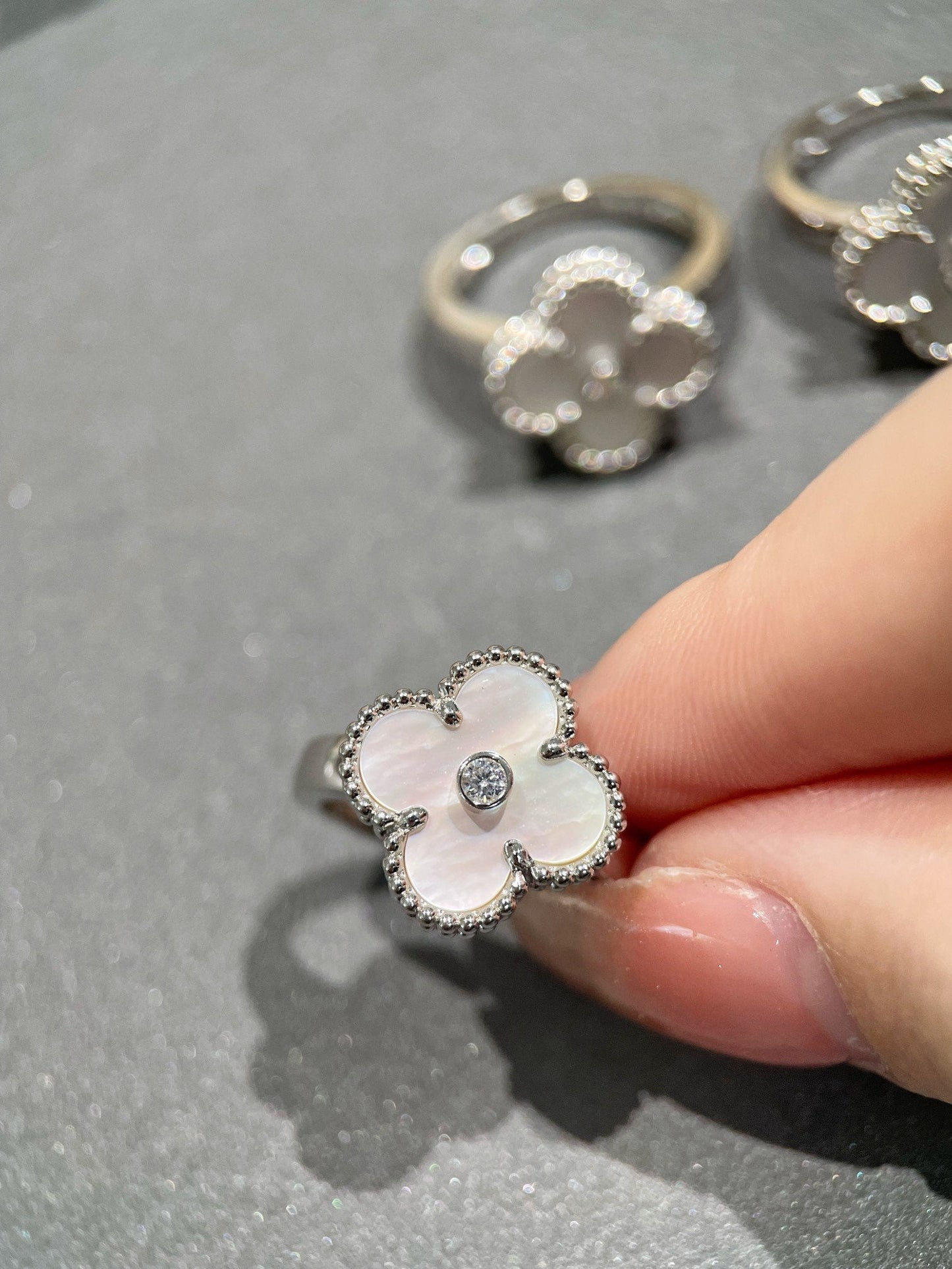 [Rose Jewelrys]CLOVER SILVER MOP DIAMOND RING