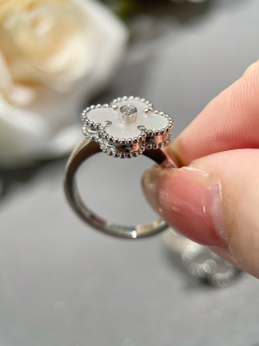 [🌹Rose💎]CLOVER SILVER MOP DIAMOND RING