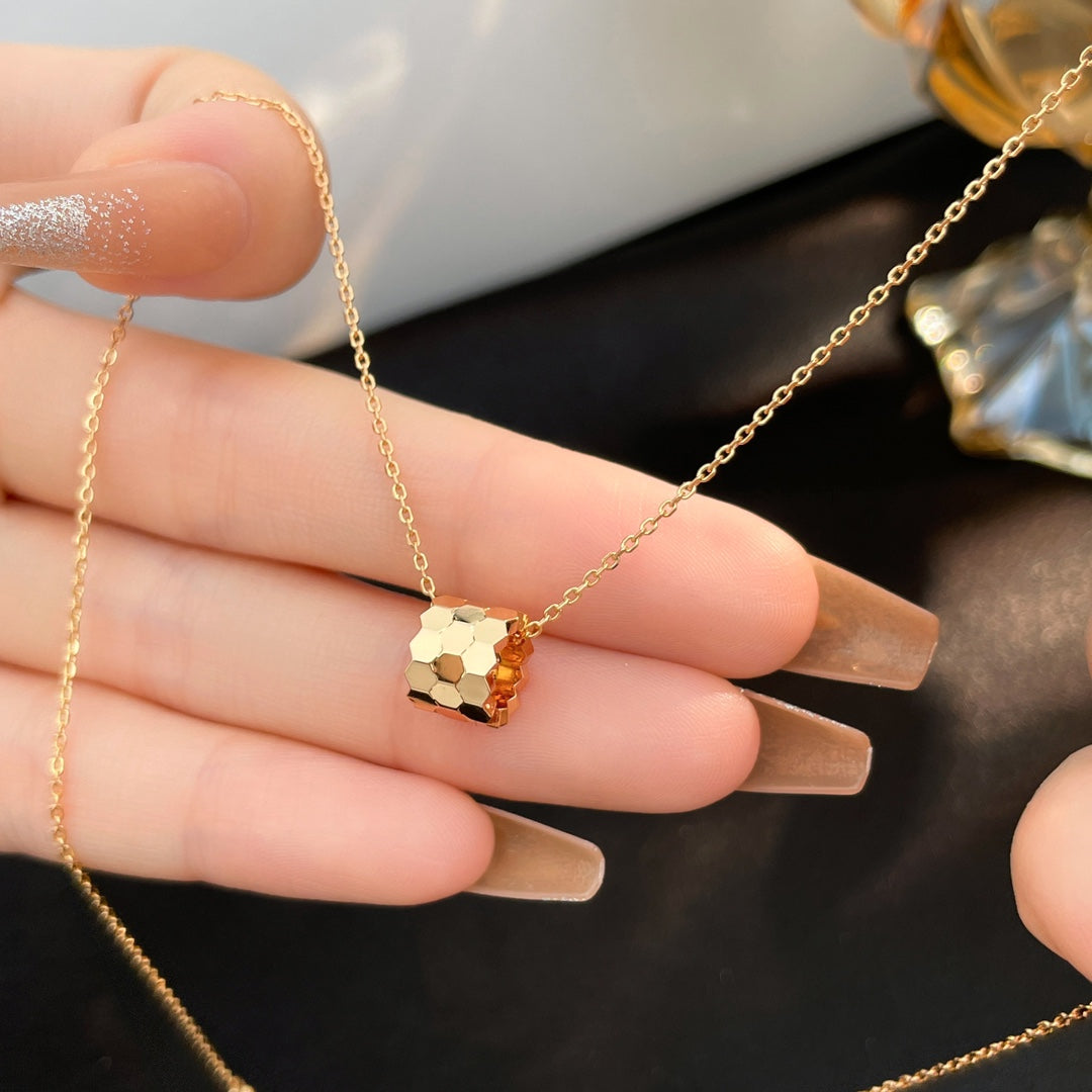[Rose Jewelrys]BEE MINI NECKLACE