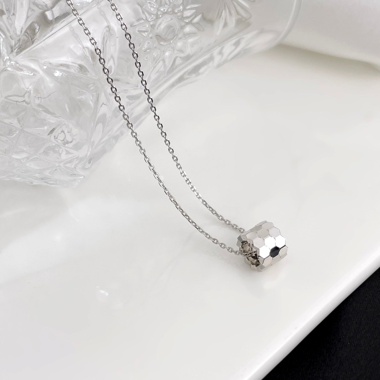 [Rose Jewelrys]BEE MINI NECKLACE