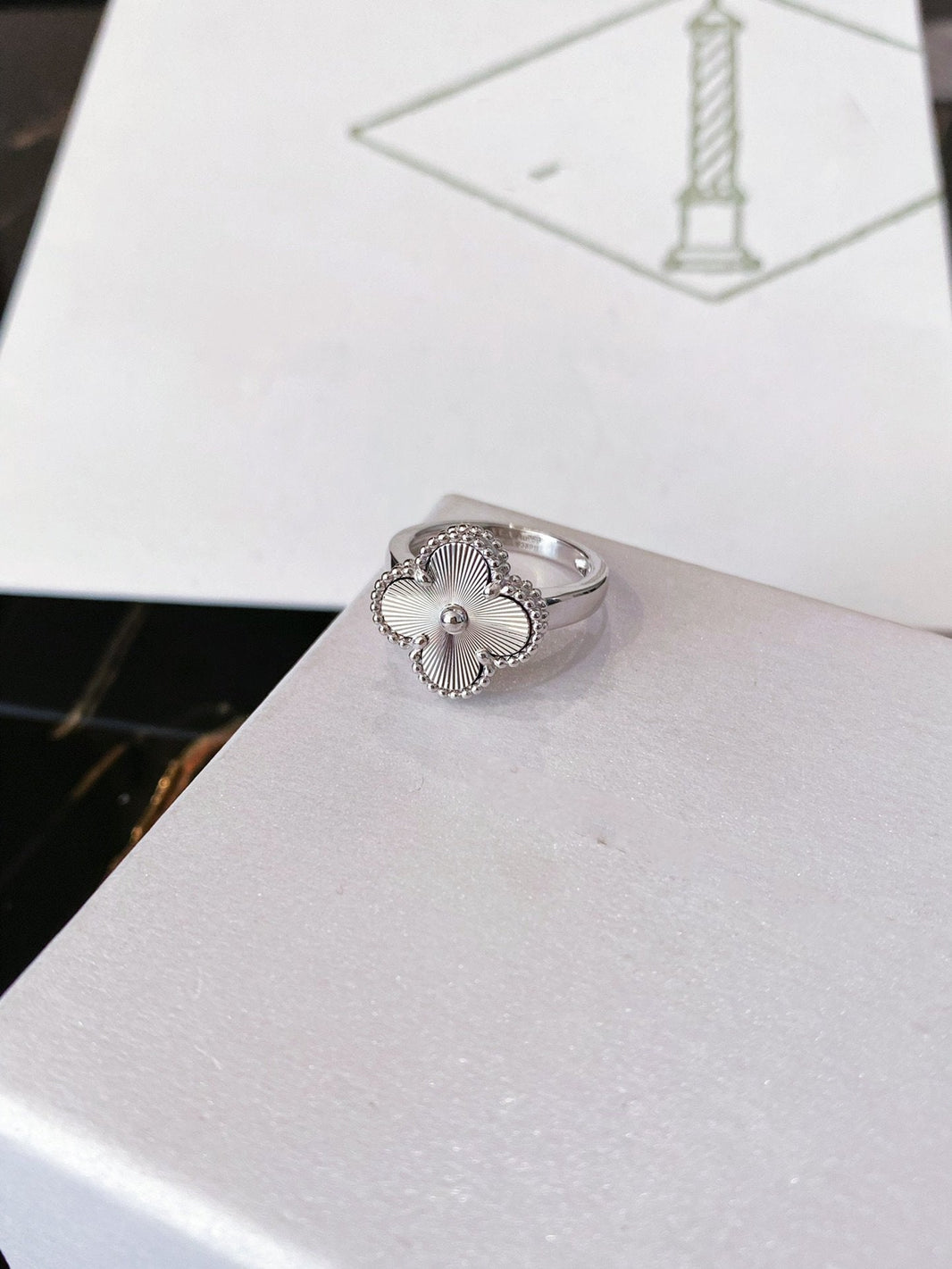 [🌹Rose💎]CLOVER SILVER RING