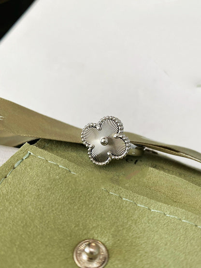 [Rose Jewelrys]CLOVER SILVER RING