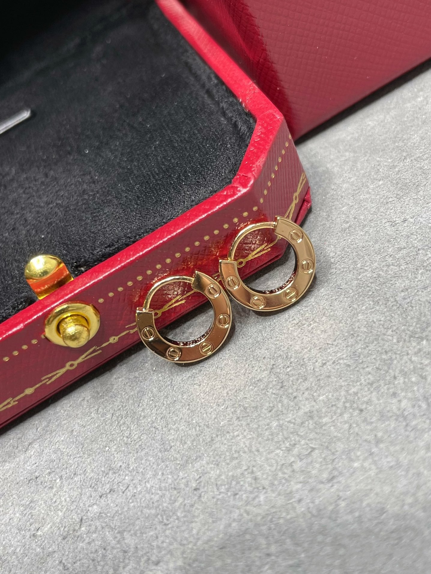 [Rose Jewelrys]LOVE MINI EARRINGS