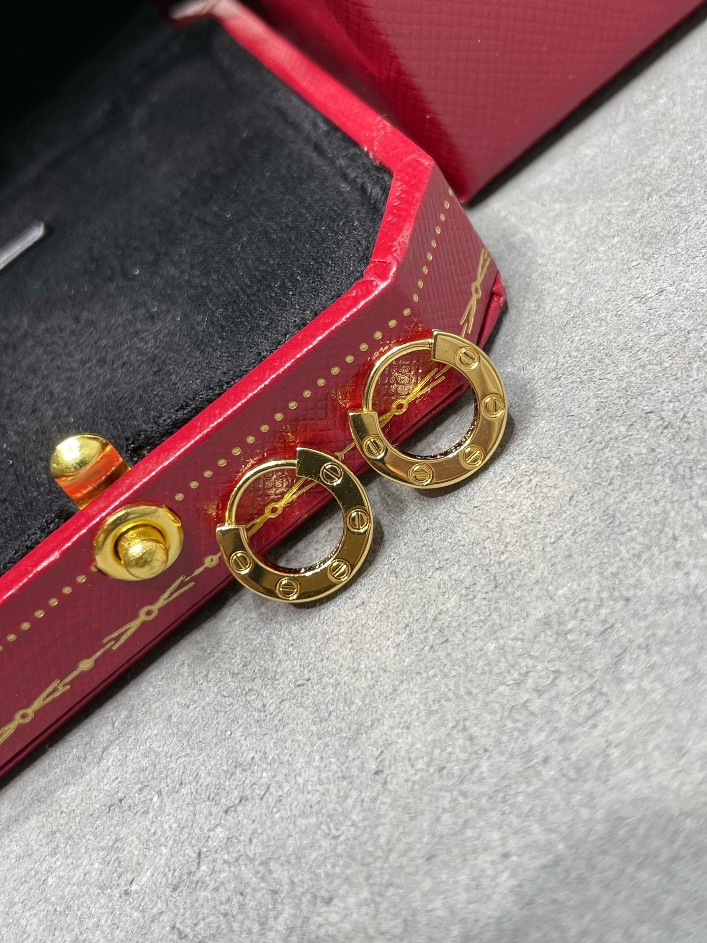 [Rose Jewelrys]LOVE MINI EARRINGS