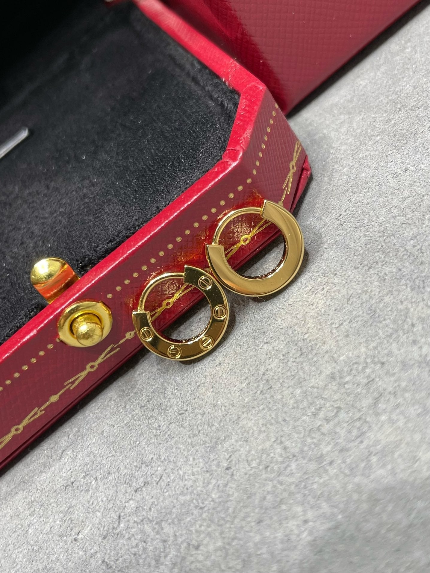 [Rose Jewelrys]LOVE MINI EARRINGS