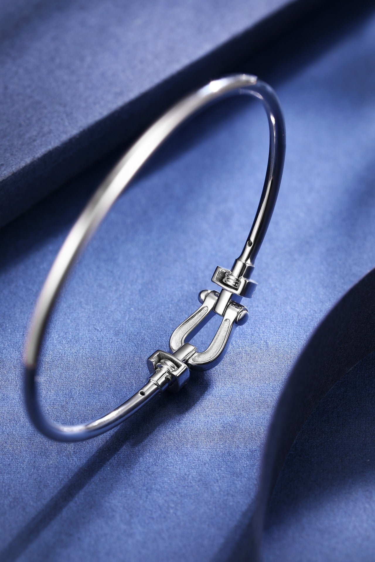 []FORCE 10 MOYEN DIAMOND BRACELET