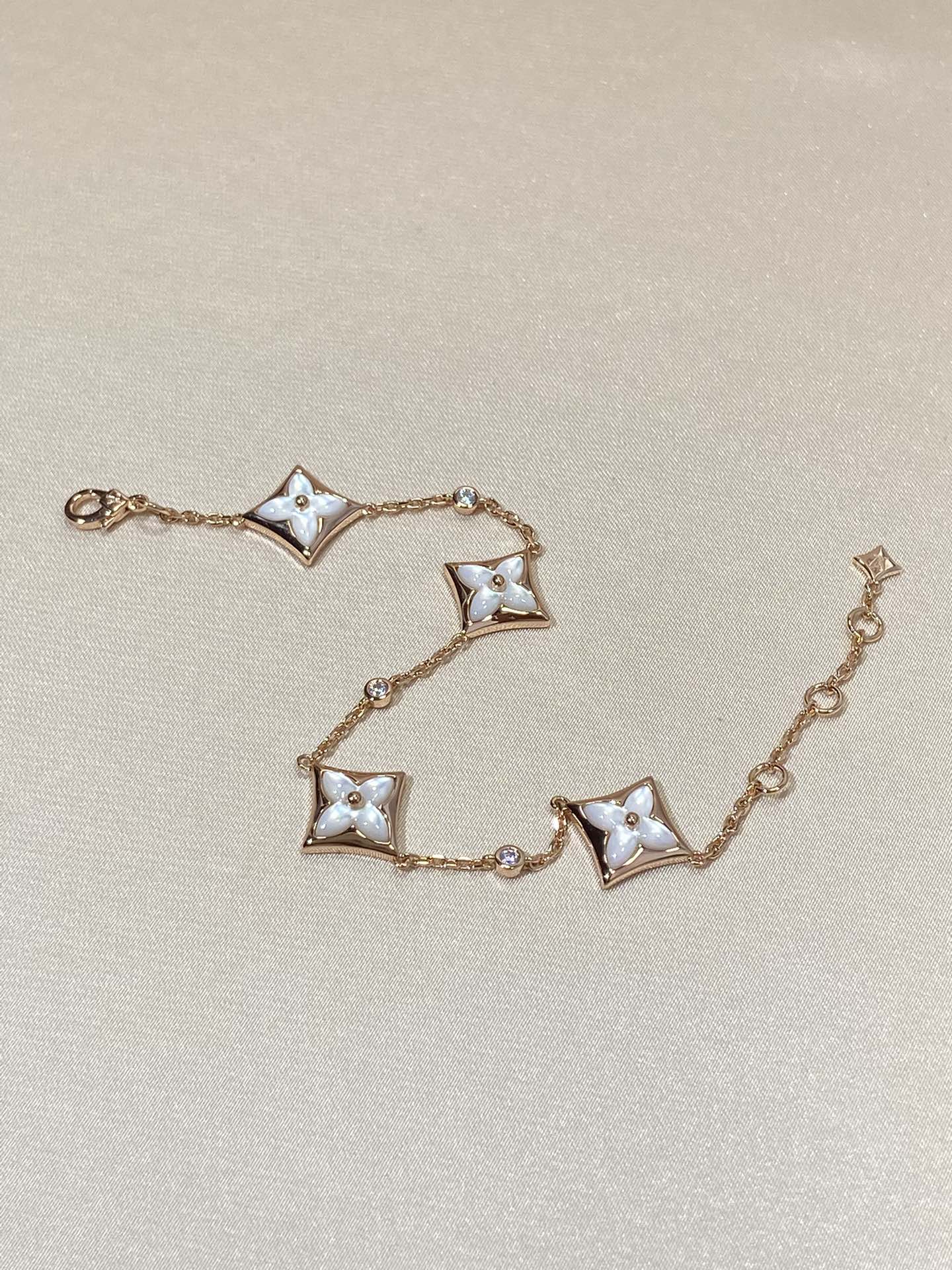 [Rose Jewelrys]STAR 4 MOTIF MOP DIAMOND PINK GOLD BRACELET