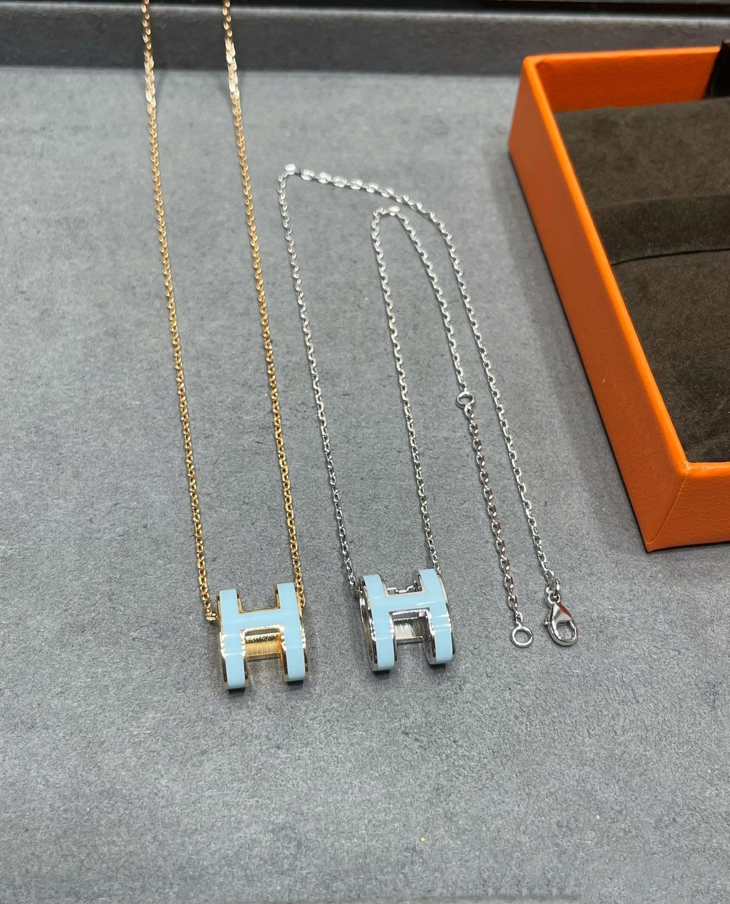 [Rose Jewelrys]POP H SKY BLUE NECKLACE
