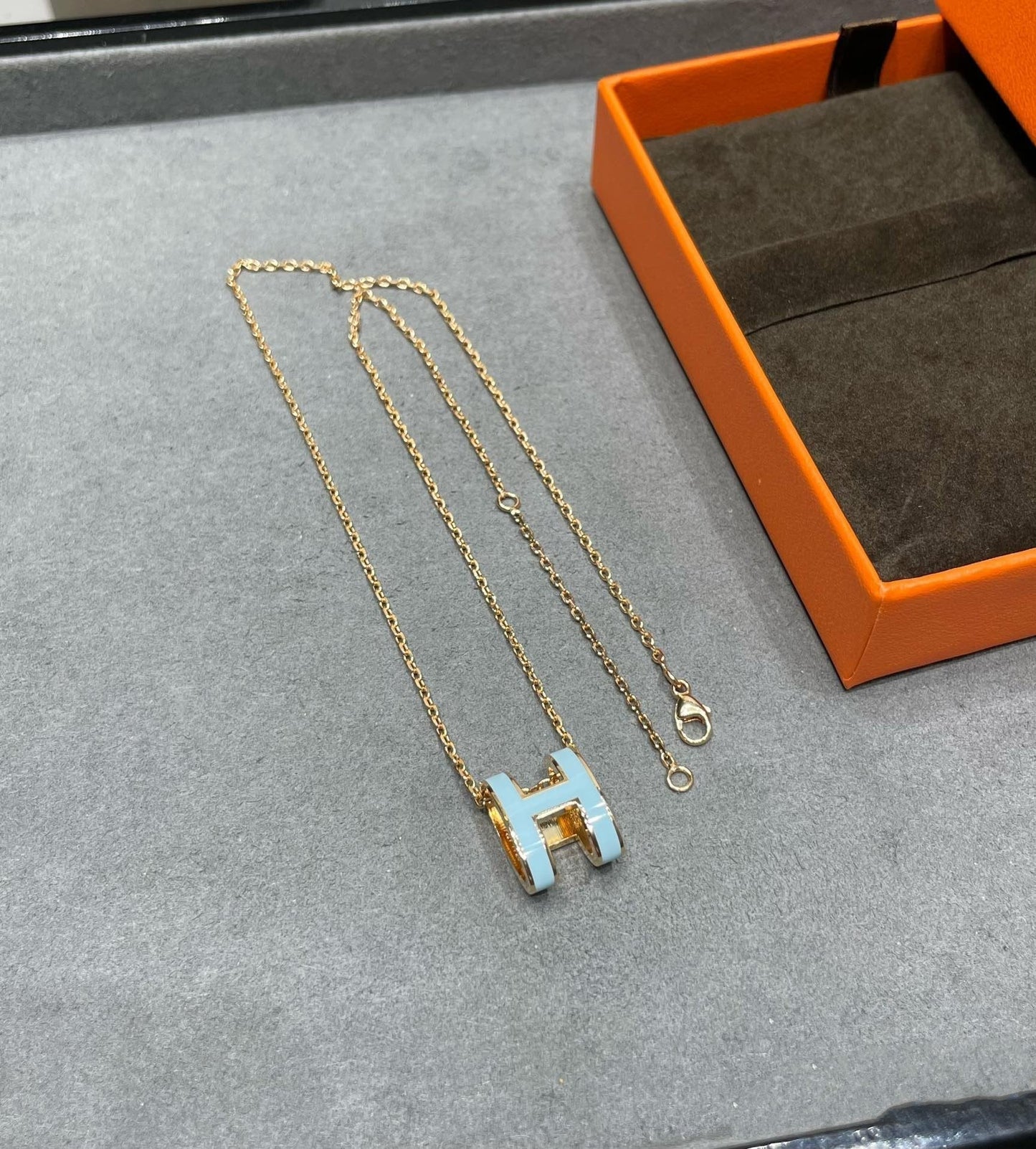 [Rose Jewelrys]POP H SKY BLUE NECKLACE