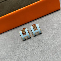 [🌹Rose💎]POP H SKY BLUE STUD EARRINGS