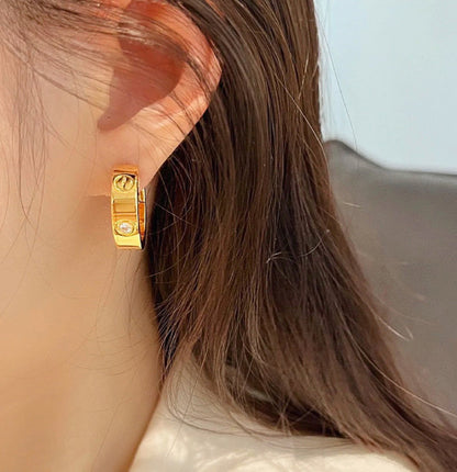 [Rose Jewelrys]LOVE 5.5MM 1 DIAMOND EARRINGS