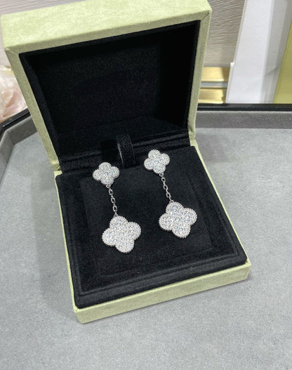 [Rose Jewelrys]CLOVER 2 MOTIFS DIAMOND PAVED SILVER EARRINGS
