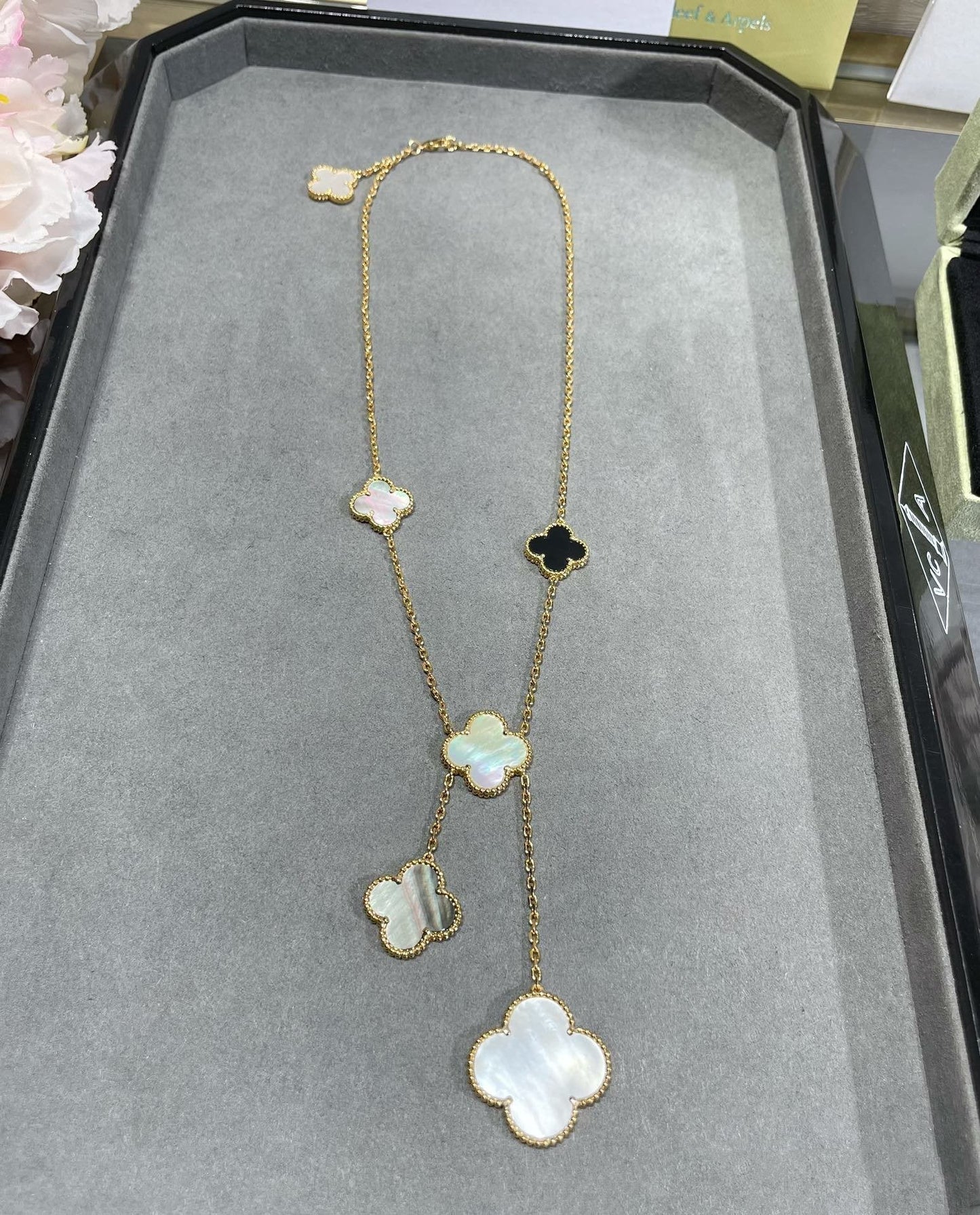 [Rose Jewelrys]CLOVER 6 MOTIF MOP ONYX GOLD NECKLACE