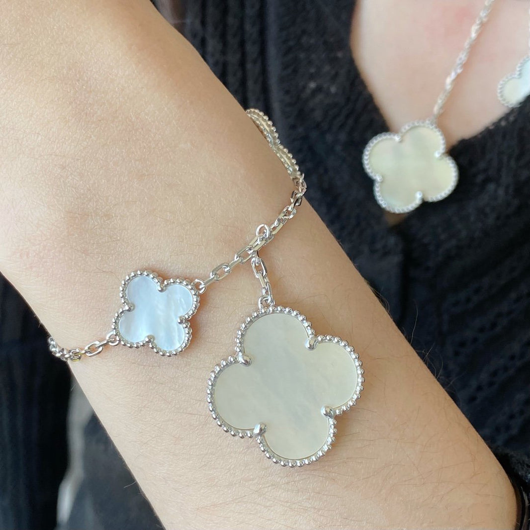 [🌹Rose💎]CLOVER 5 MOTIF WHITE MOP SILVER BRACELET