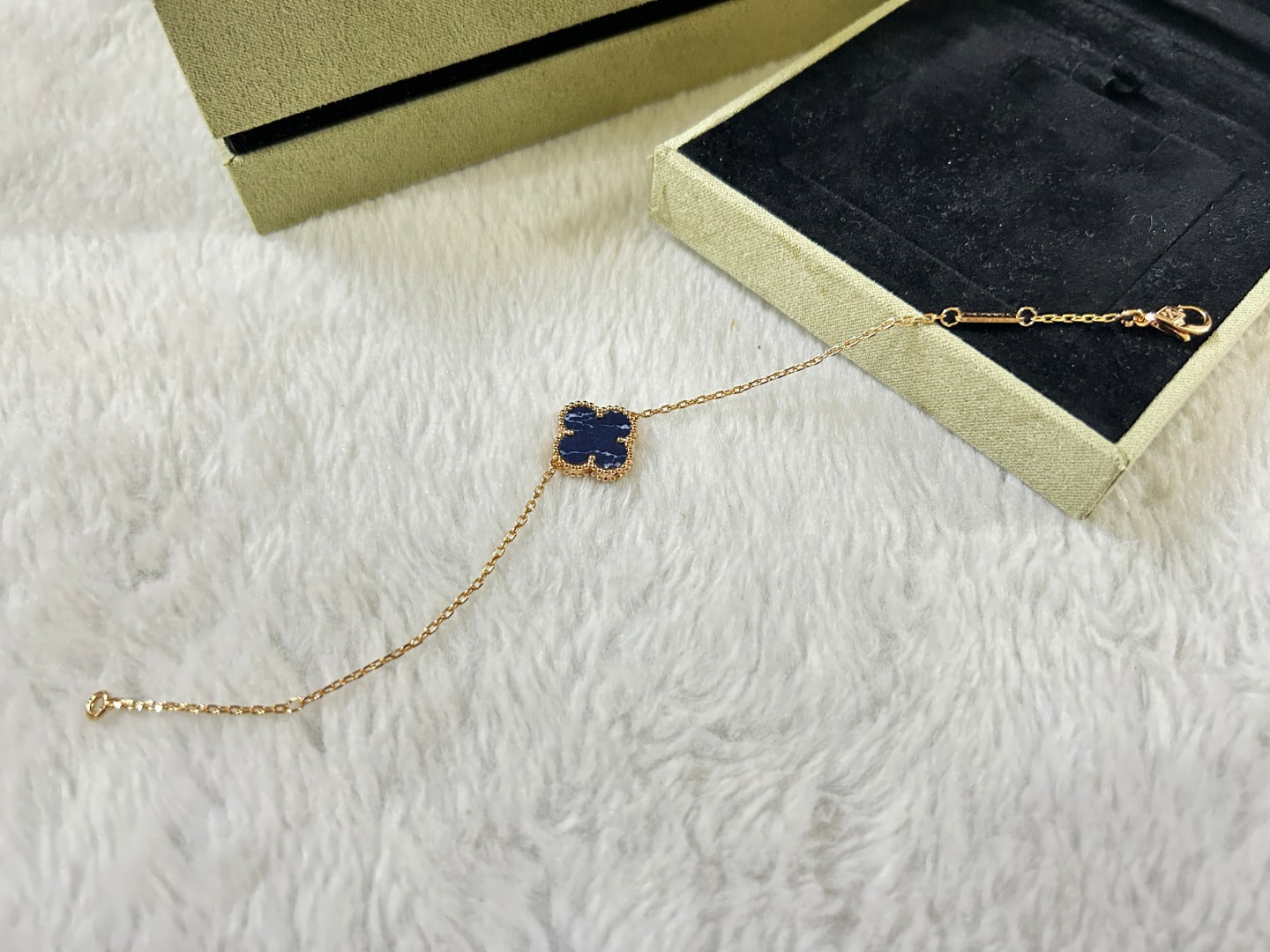 [Rose Jewelrys]CLOVER 1 MOTIF PIETERSITE BRACELET