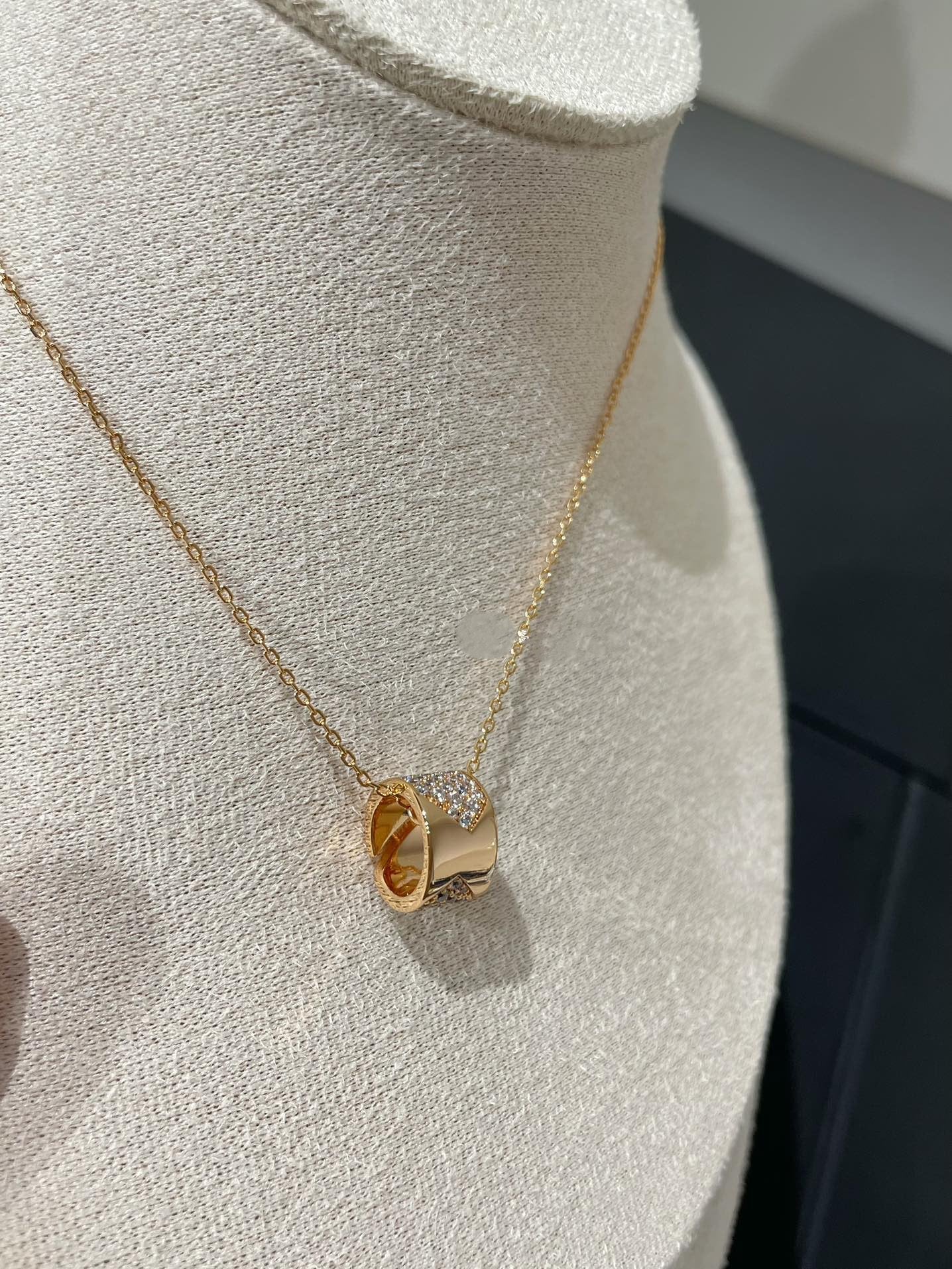 [Rose Jewelrys]LIENS EVIDENCE DIAMOND PAVED NECKLACE