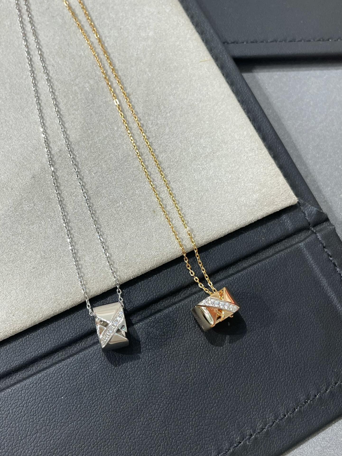 [Rose Jewelrys]LIENS EVIDENCE DIAMOND NECKLACE