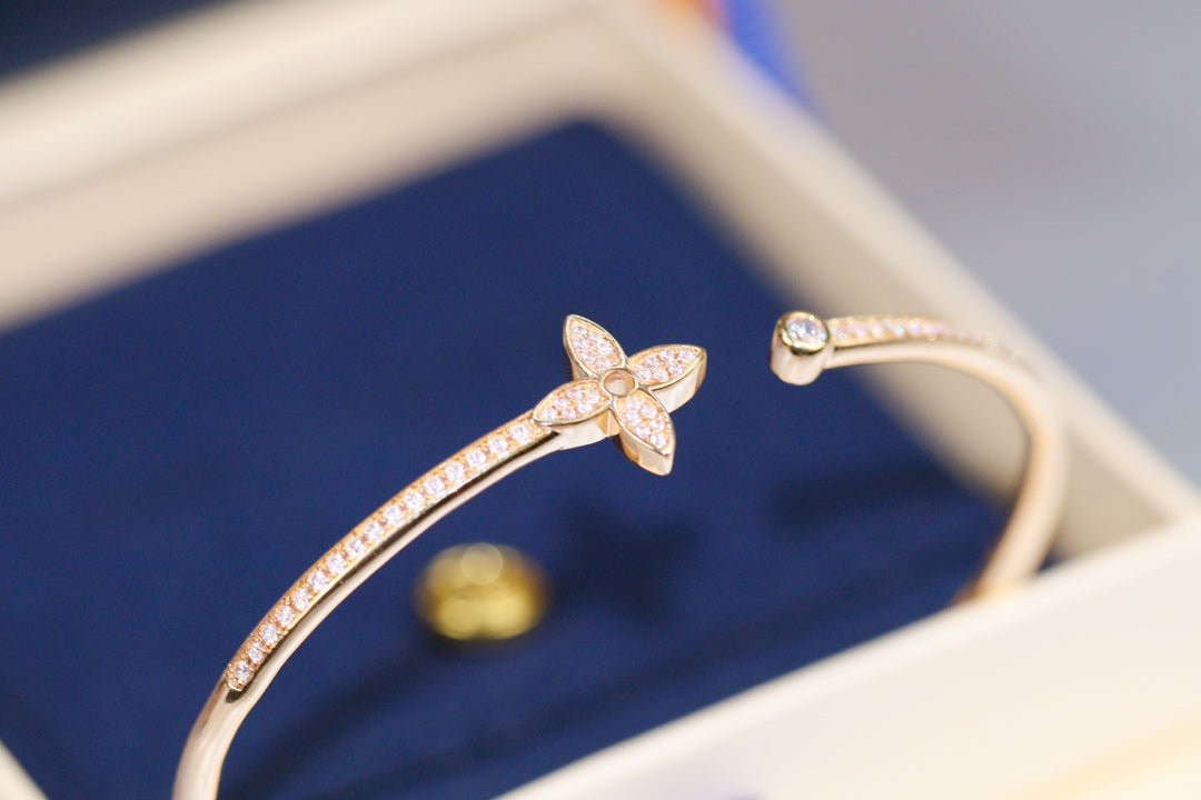 [Rose Jewelrys] IDYLLE PINK GOLD OPEN BRACELET DIAMOND PAVED