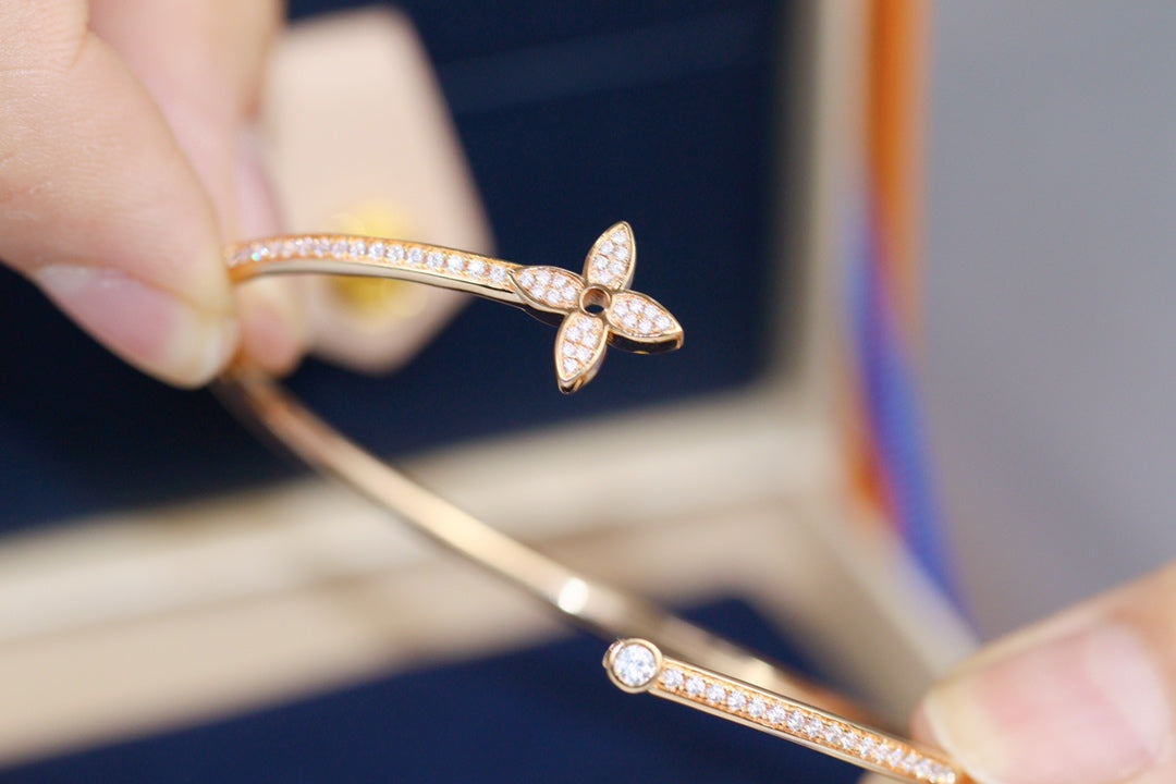 [Rose Jewelrys] IDYLLE PINK GOLD OPEN BRACELET DIAMOND PAVED