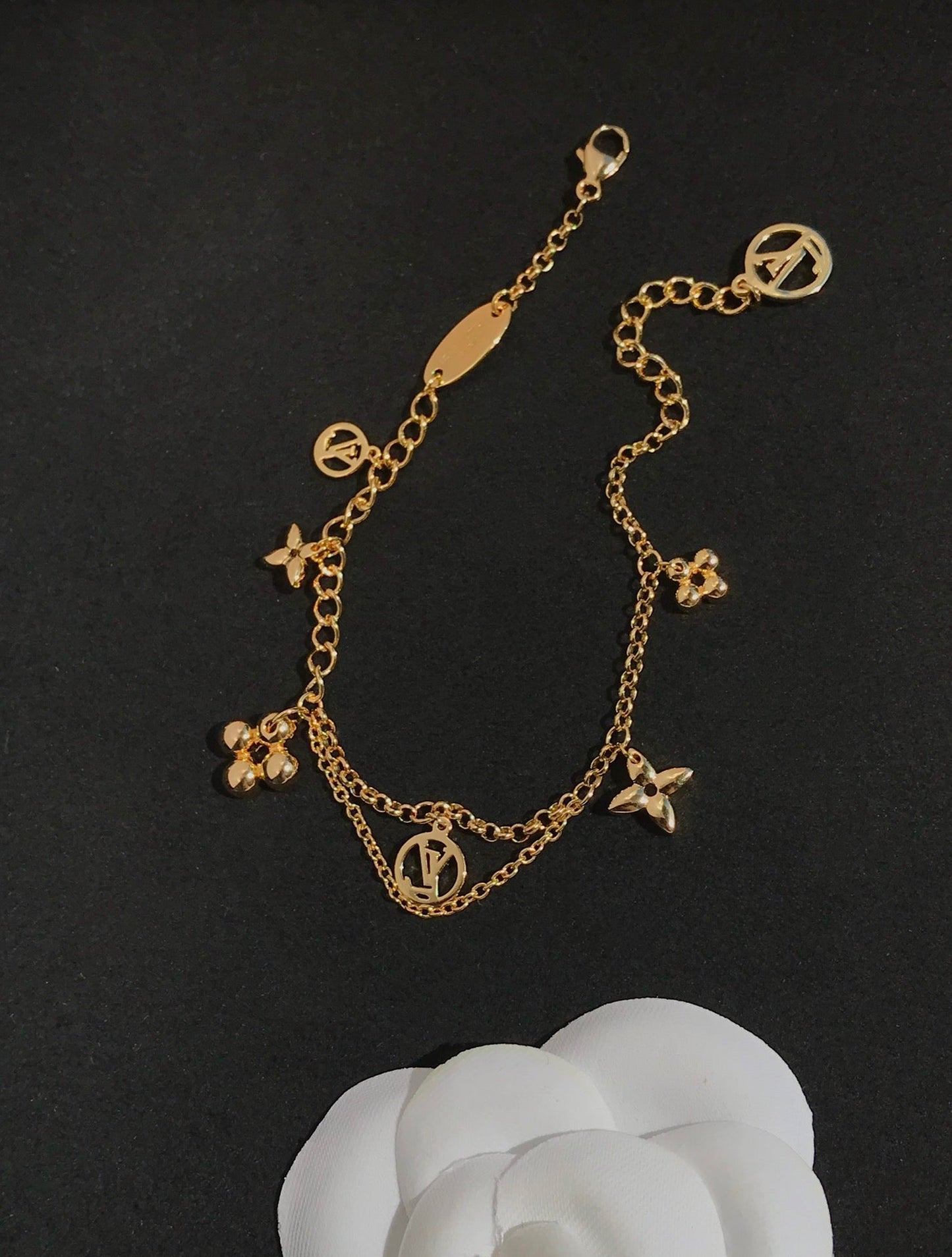 [Rose Jewelrys] BLOOMING PINK GOLD MOP BRACELET