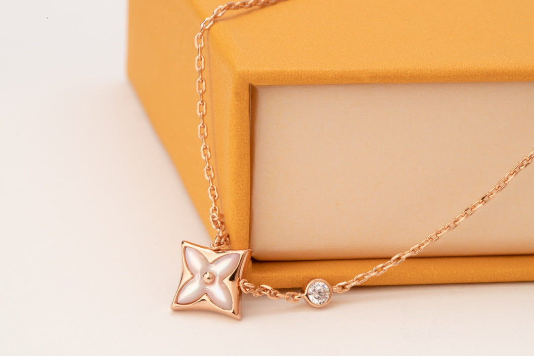 [Rose Jewelrys] STAR PINK MOP 1 DIAMOND PINK GOLD NECKLACE