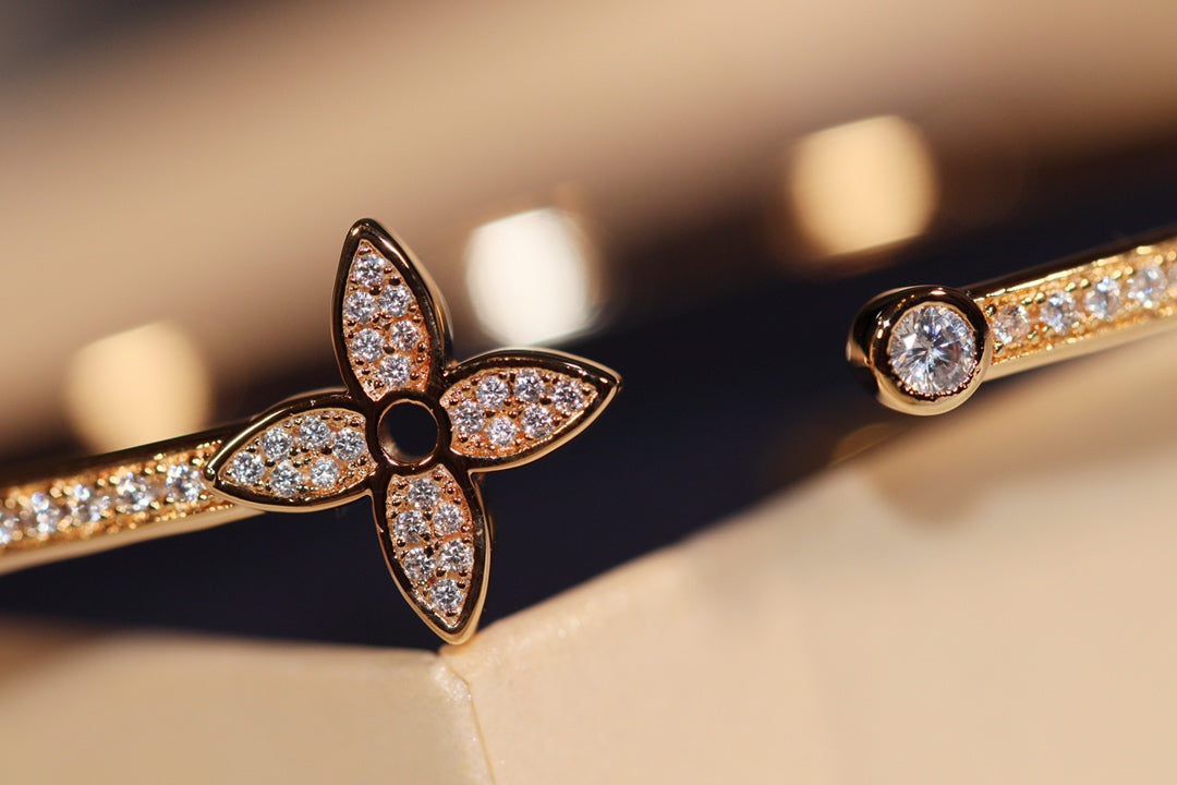 [Rose Jewelrys] IDYLLE GOLD OPEN BRACELET DIAMOND PAVED