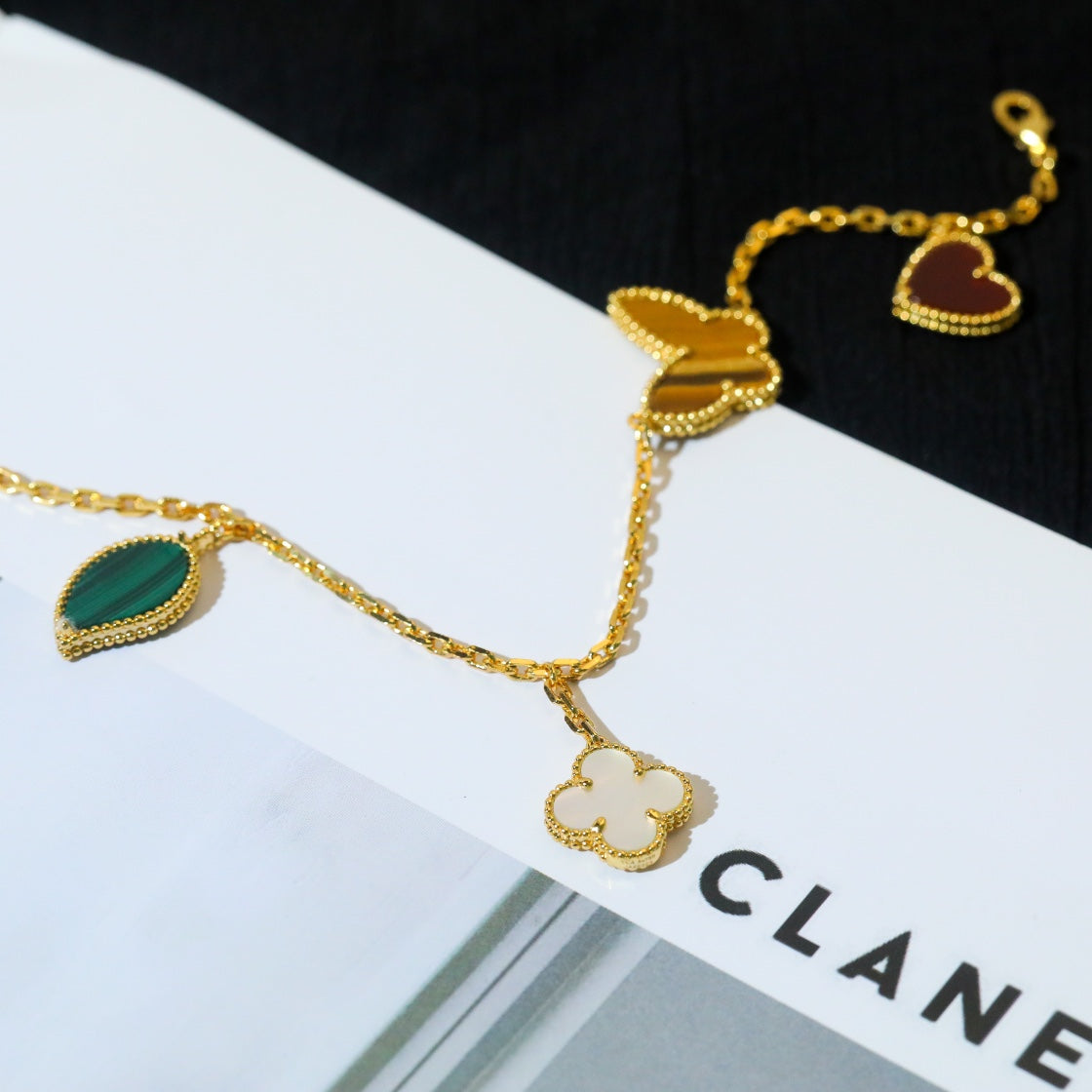 [Rose Jewelrys]LUCKY SPRING 5 MOTIF GOLD BRACELET