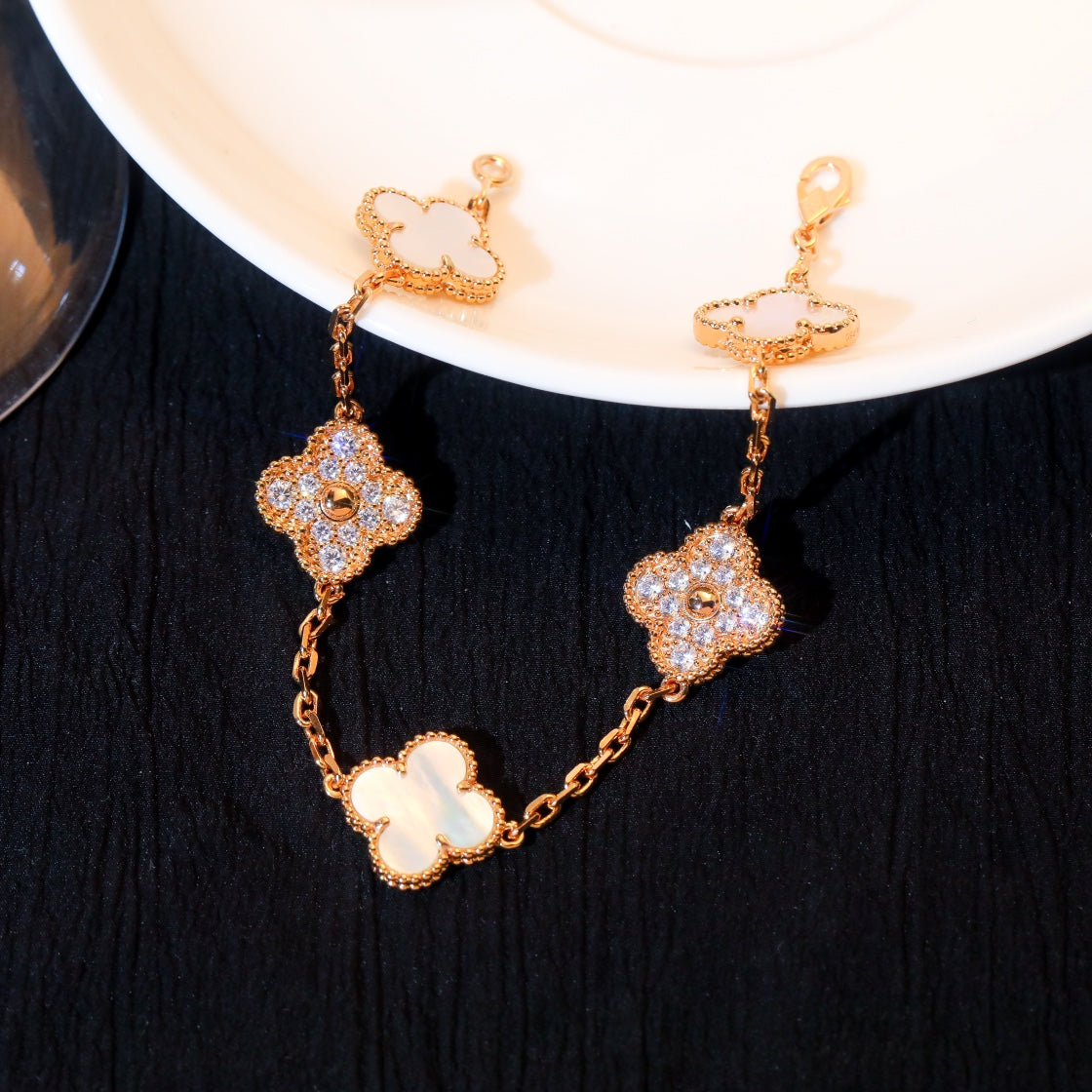 [Rose Jewelrys]CLOVER BRACELET 5 MOTIF WHITE MOP DIAMOND