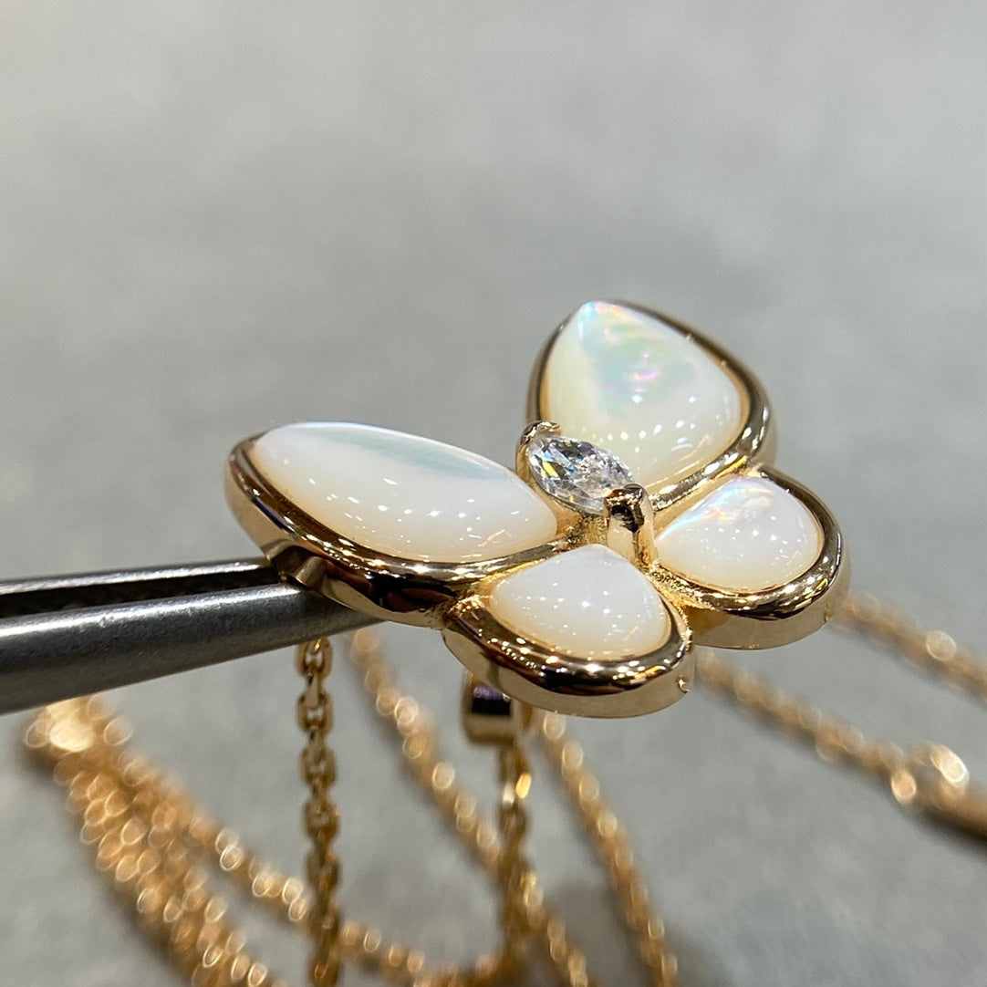 [Rose Jewelrys]BUTTERFLY MOP DIAMOND NECKLACE