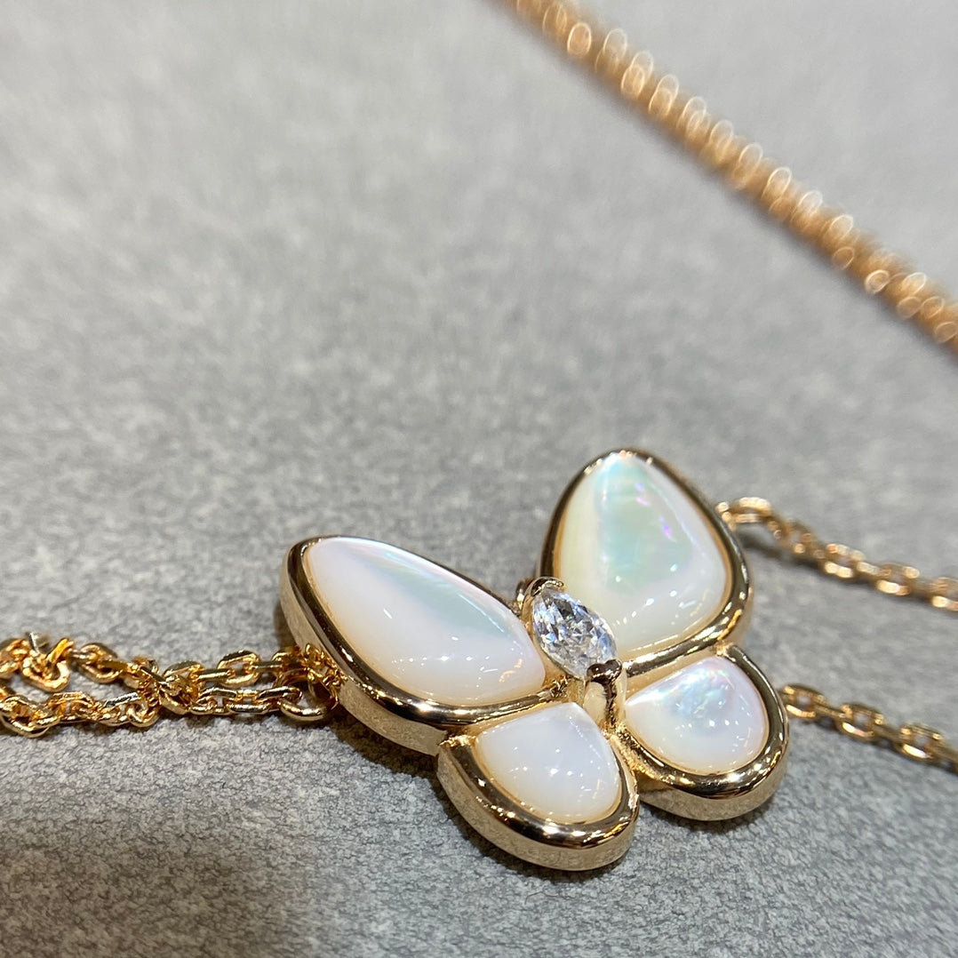 [Rose Jewelrys]BUTTERFLY MOP DIAMOND NECKLACE