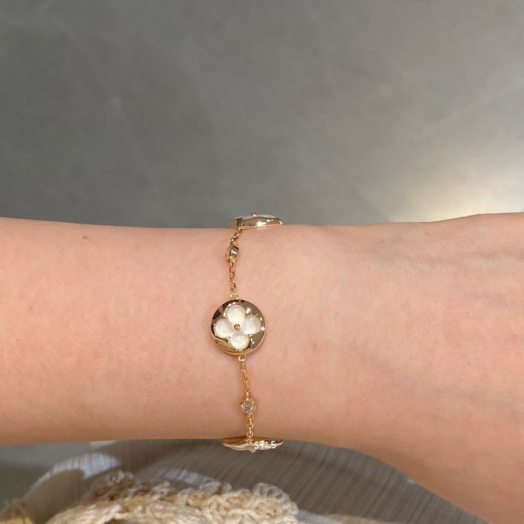 [Rose Jewelrys]STAR AND SUN 4 MOTIF WHITE MOP PINK GOLD BRACELET