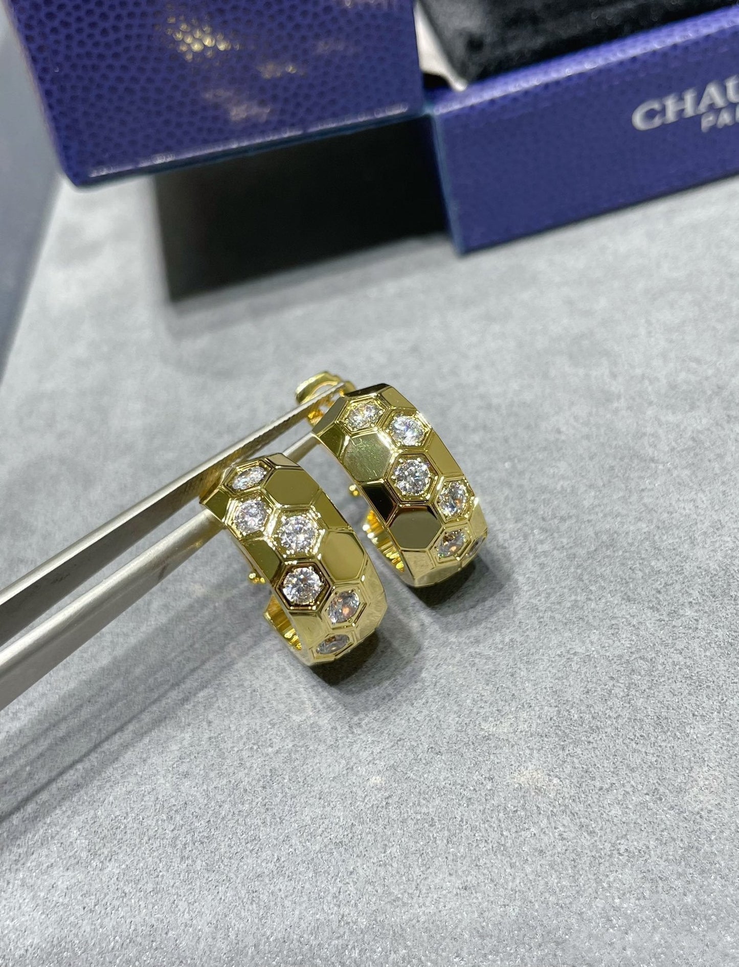 [Rose Jewelrys]BEE LOVE DIAMOND HOOP EARRINGS