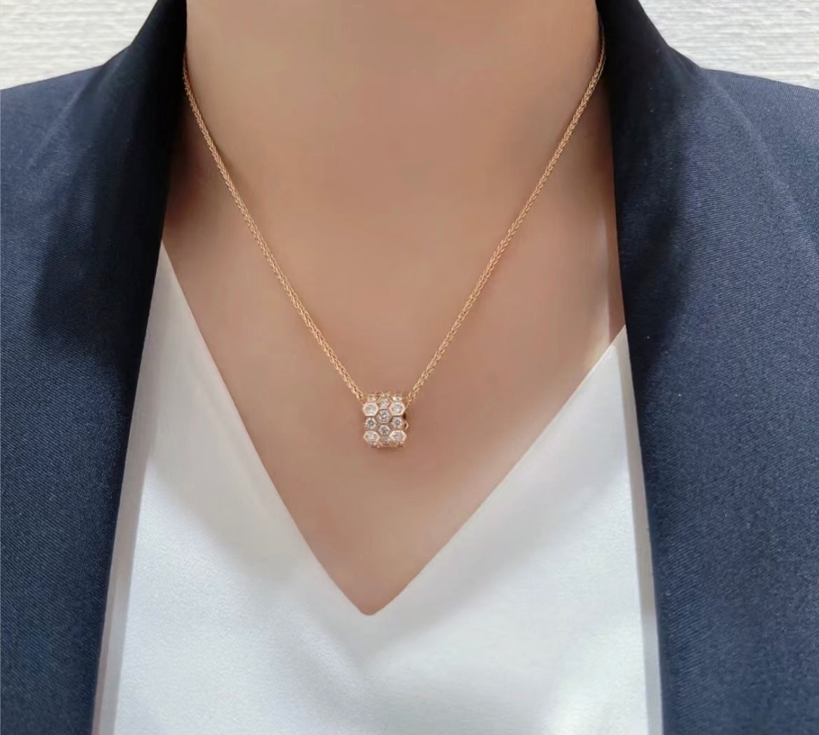 [Rose Jewelrys]BEE LOVE DIAMOND PAVED 3 ROW NECKLACE