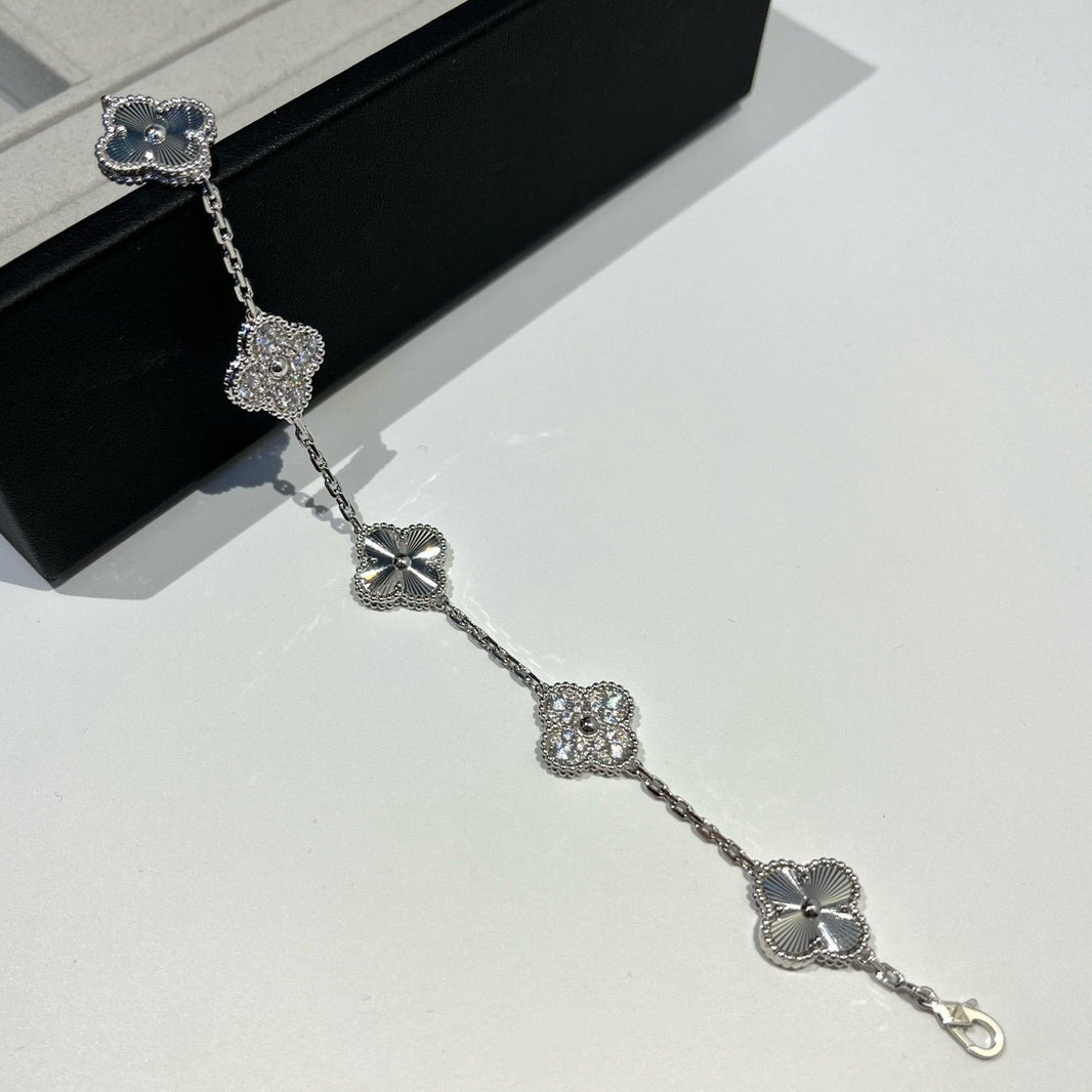 [🌹Rose💎]CLOVER 5 MOTIF SILVER DIAMOND BRACELET
