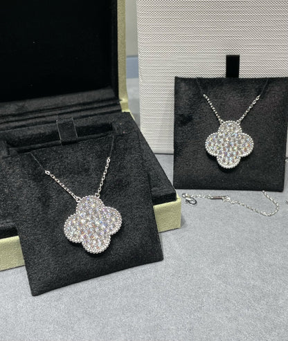 [Rose Jewelrys]CLOVER 25MM LARGE PENDANT DIAMOND PAVED SILVER NECKLACE
